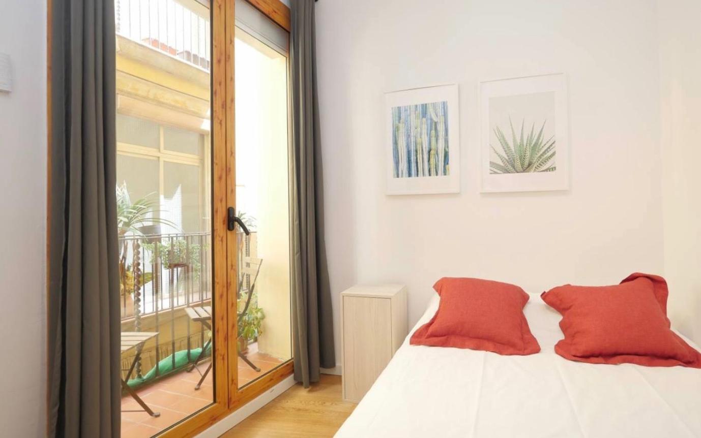 ברצלונה Oasis Apartments & Studios Old Town Center מראה חיצוני תמונה